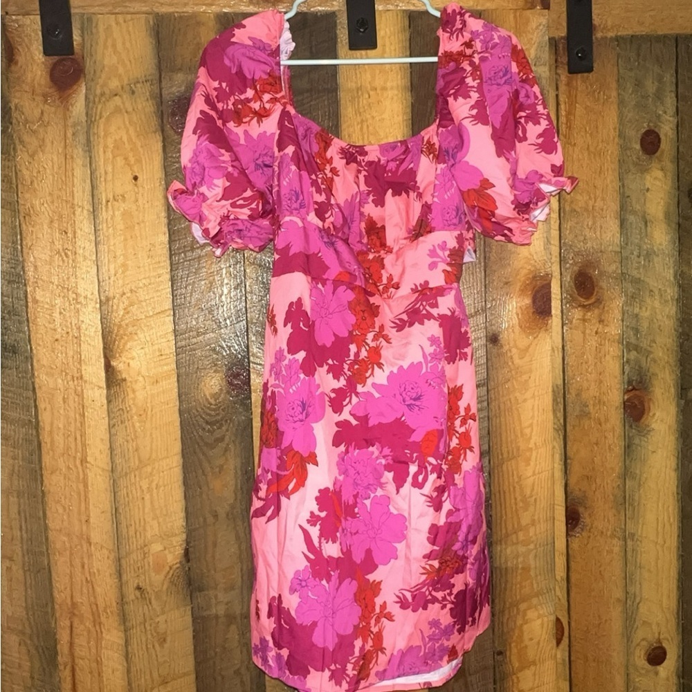 NWOT floral dress